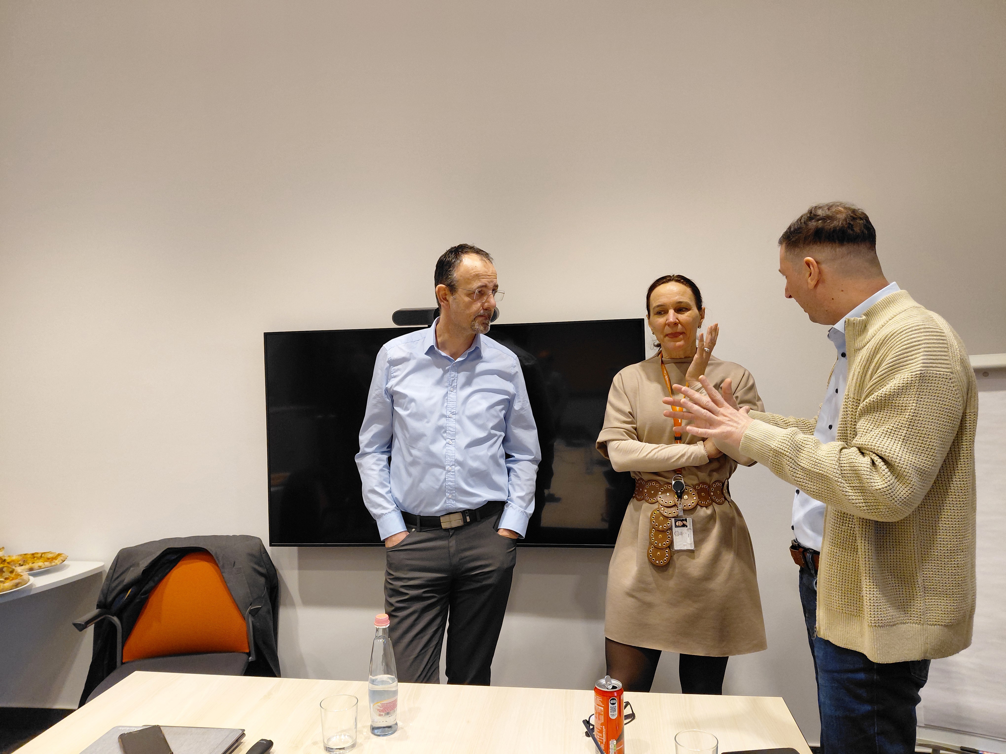 1000000624 1000000624